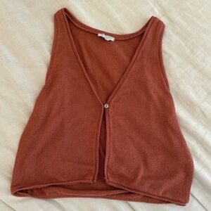 Pull and Bear knit vest